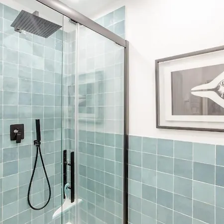 Le Clos St Louis * Parijs